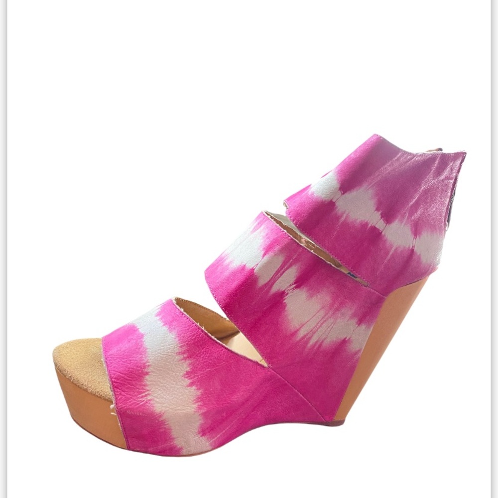 Messeca wedge